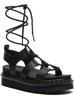 Stylish Women's Combat Boots, Chunky Sole, Lace-Up Design, Versatile Fashion